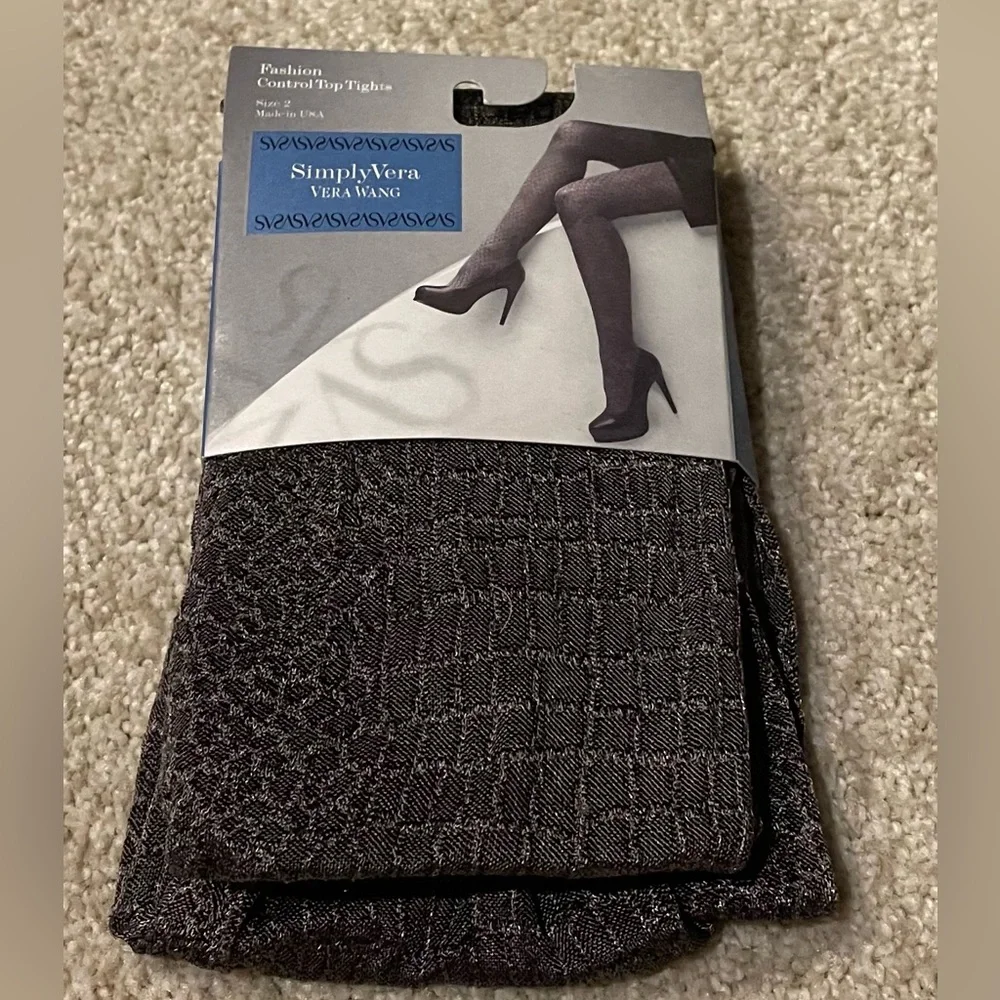 4 pairs of medium tights